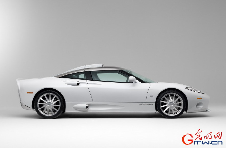 Spyker C8，速度与优雅的完美融合