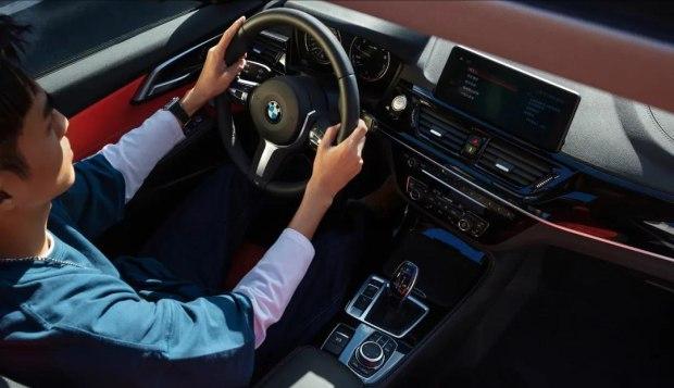 BMW 120i，经典与创新的完美结合